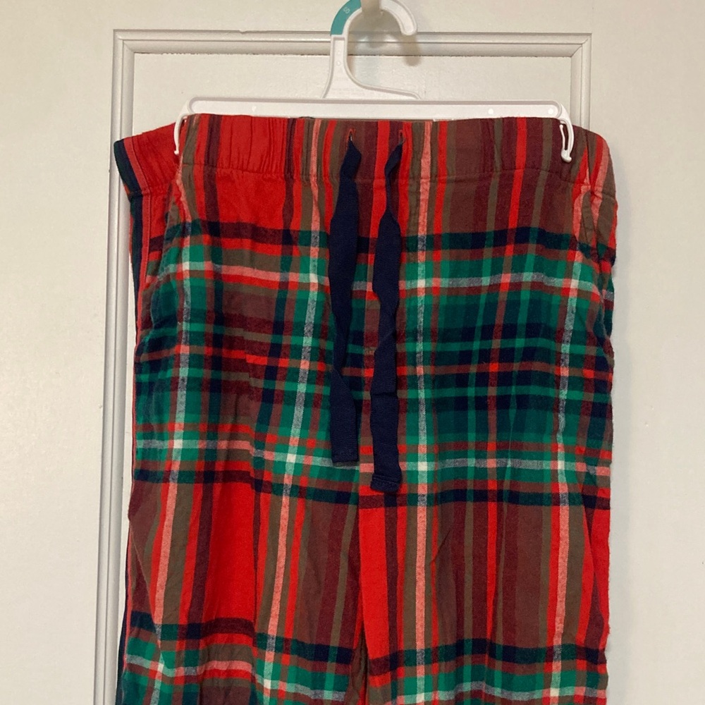Aerie Red and Green Flannel Plaid Pajama Pants
